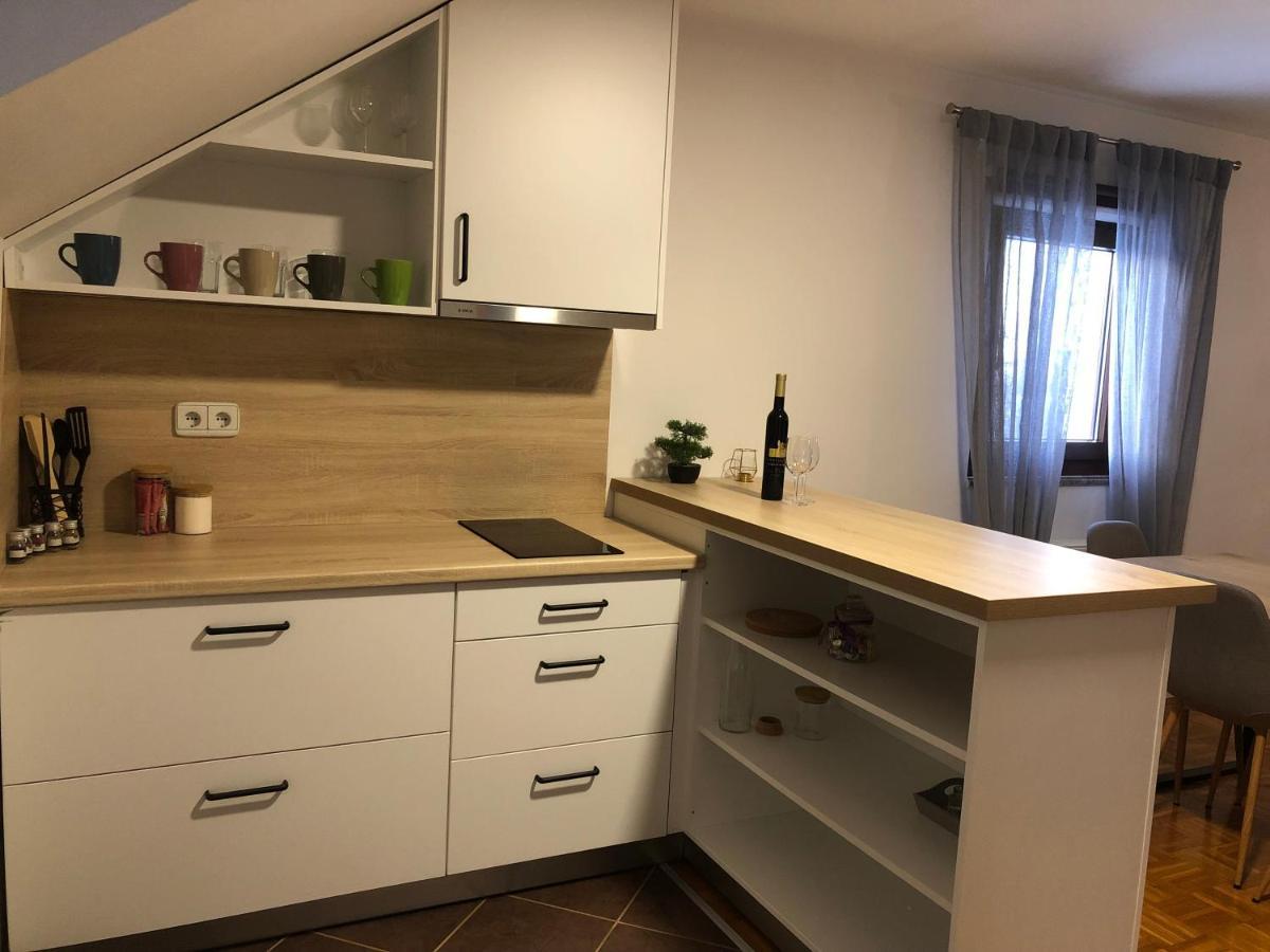 Apartment Michaela Слуни Экстерьер фото