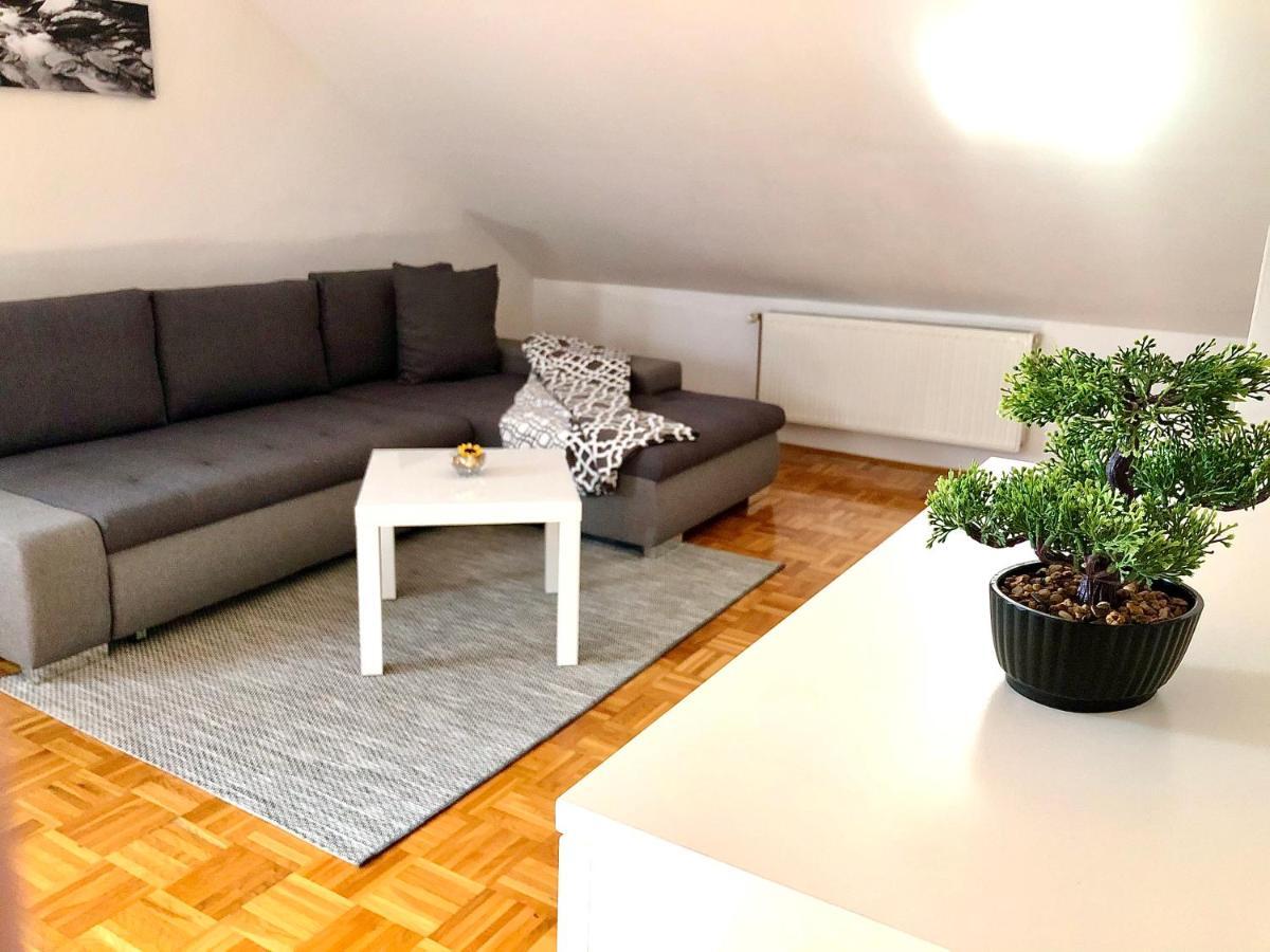 Apartment Michaela Слуни Экстерьер фото